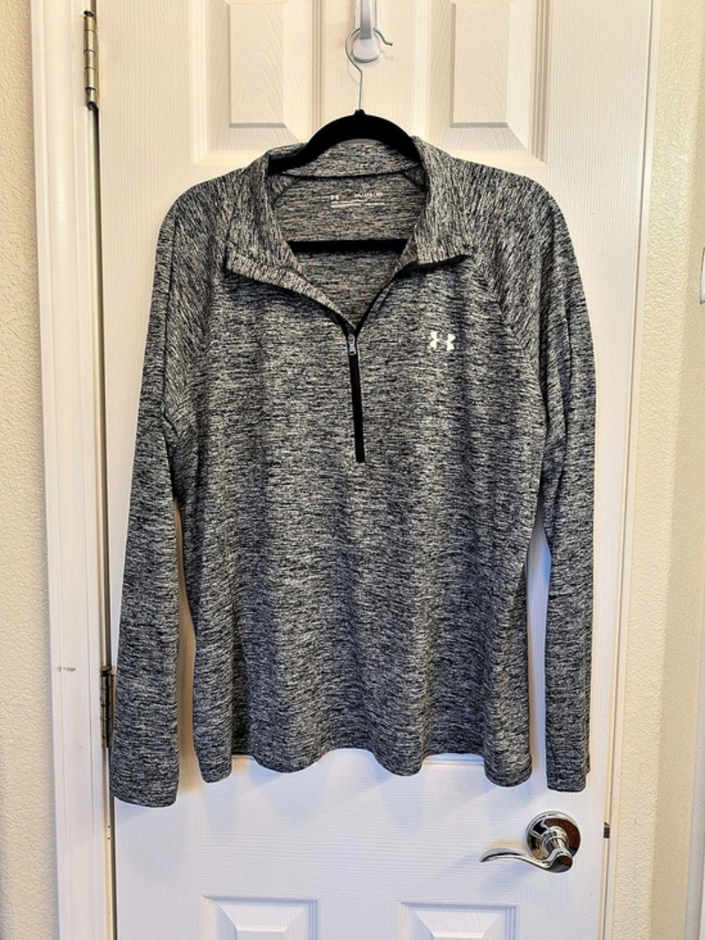 Under Armour Women's UA Tech Twist 1/2-Zip / 1/4-Zip Pullover Gray Pullover